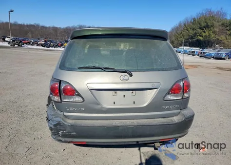 2002 Lexus Rx 300 z USA, uszkodzony, nr VIN JTJHF10U120289447